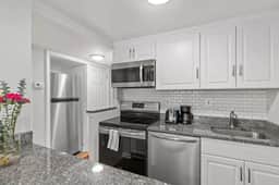 Adorable Guesthouse | Free Parking | Howard U - Image 3