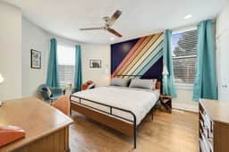 Mid-Century Townhome Steps from Restaurants - Image 2