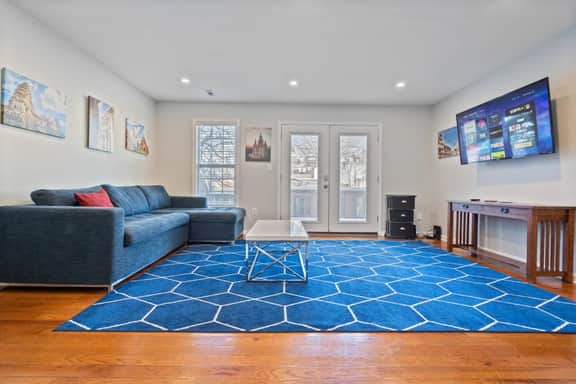 District Townhome | Two Free Parkings | Howard U - Image 4
